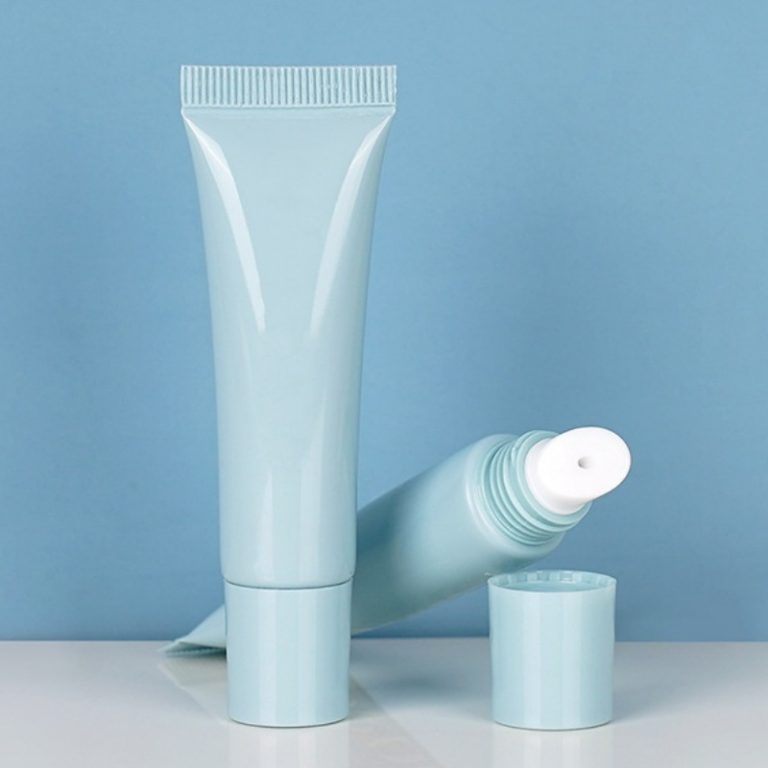 D19 Lip care tube 12ml